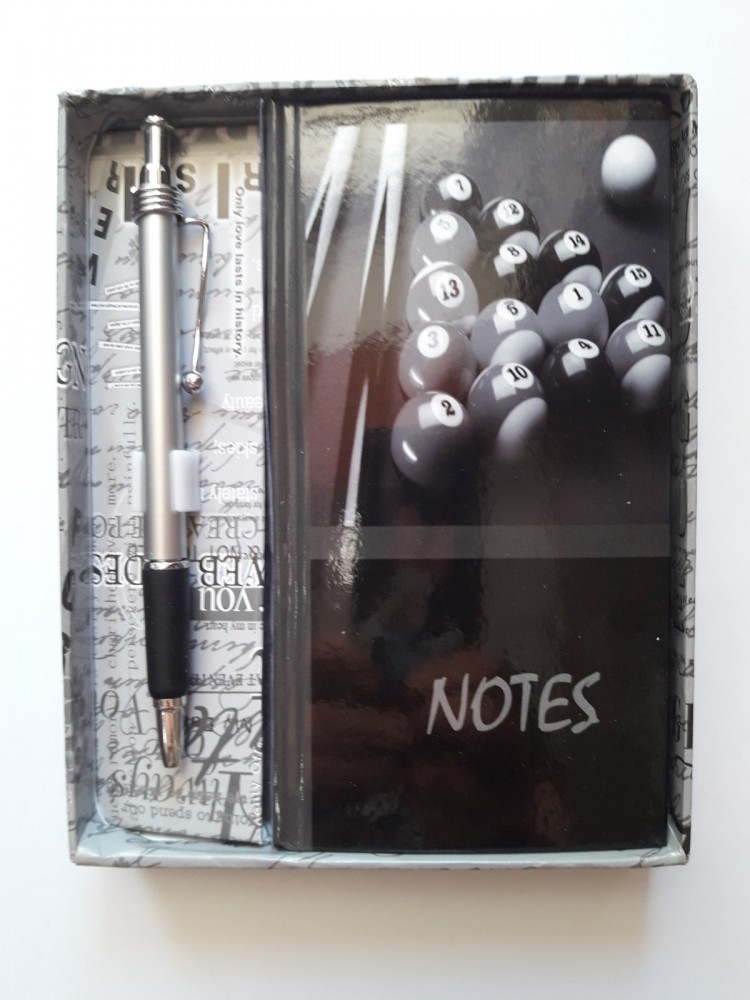 Блокнот А6 в клетку с ручкой в подарочной коробке 0217