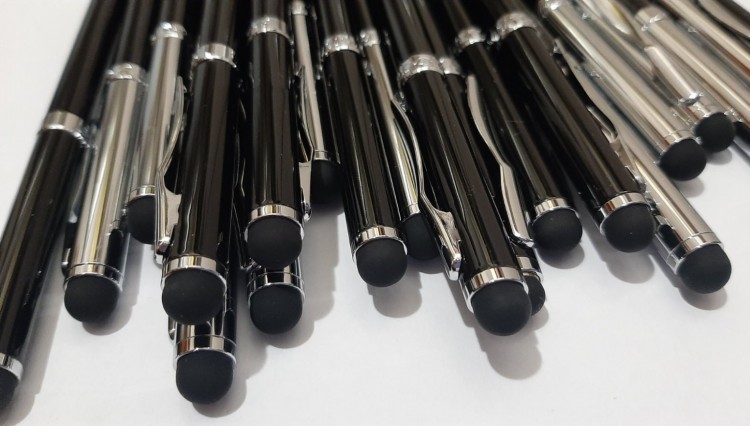 Ручка шариковая со стилусом